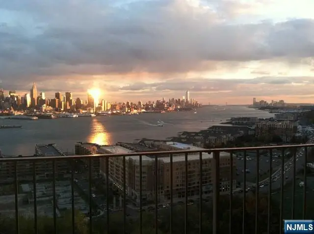 6040 Boulevard East 6F, West New York, NJ 07093 - #2