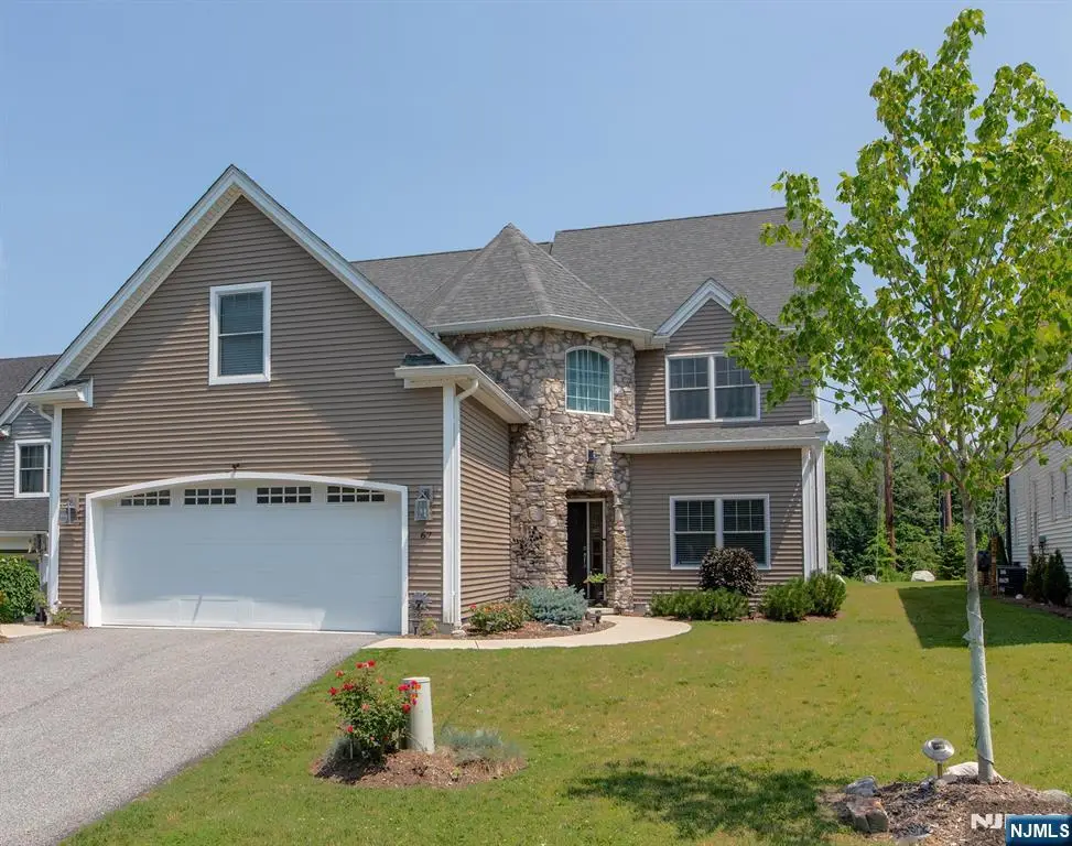 67 Bluffs Court, Hamburg, NJ 07419 - #1