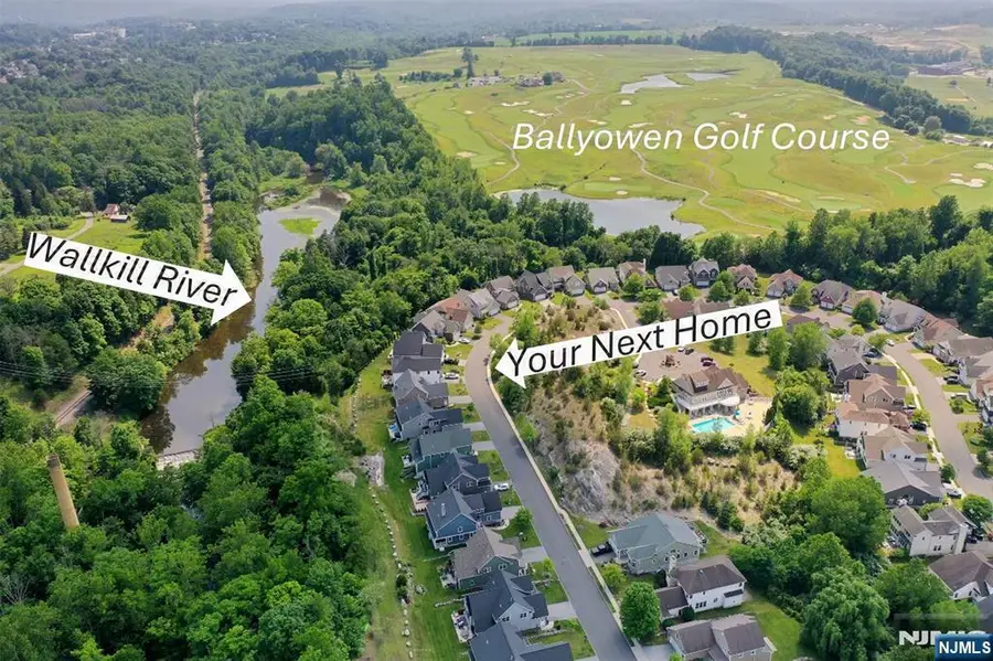 67 Bluffs Court, Hamburg, NJ 07419 - #2
