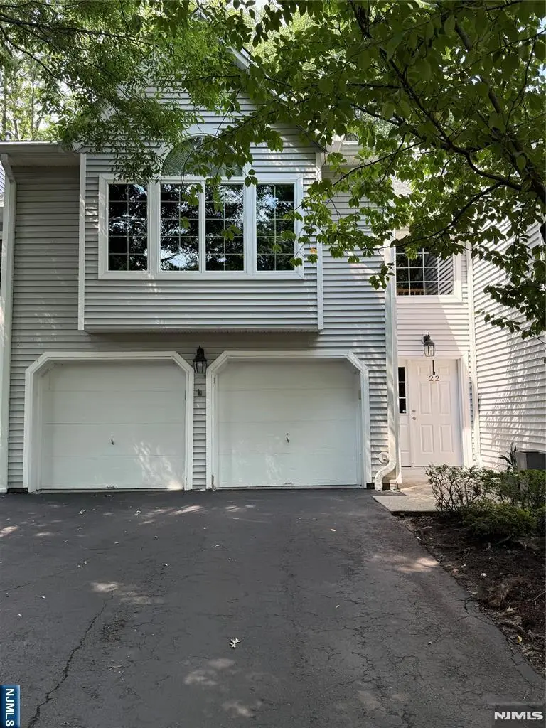 22 Bradshaw Court B5, Hillsdale, NJ 07642 - #1