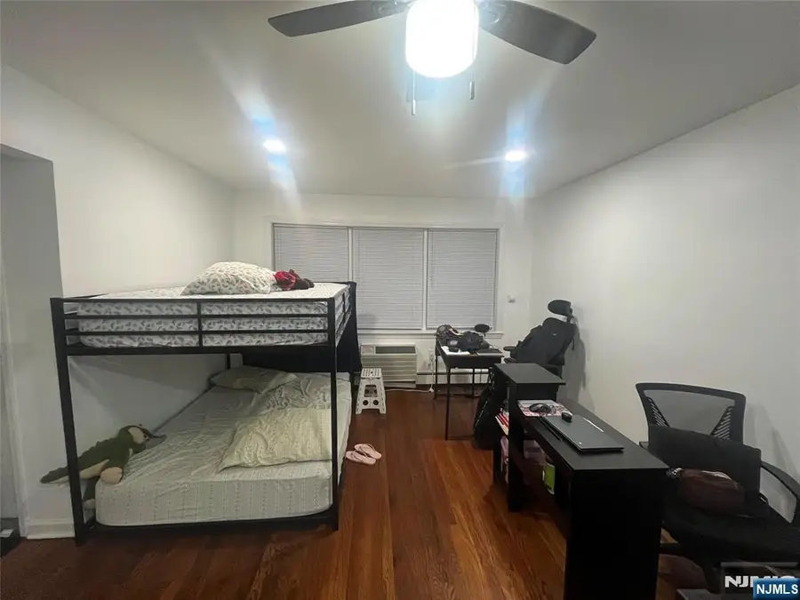 565 Grove, Clifton, NJ 07013 - #3