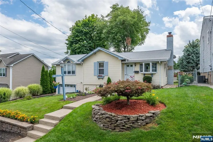 7 Oswego Avenue, Lake Hiawatha, NJ 07034 - #2