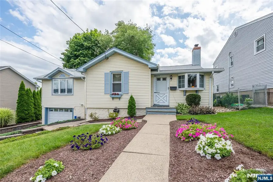 7 Oswego Avenue, Lake Hiawatha, NJ 07034 - #3