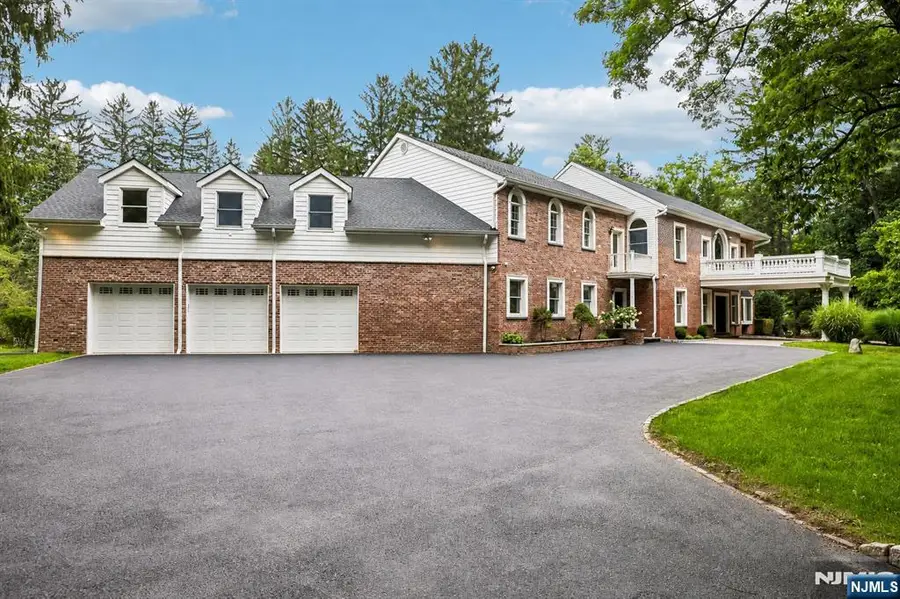 1050 Ramapo Valley Road, Mahwah, NJ 07430 - #2