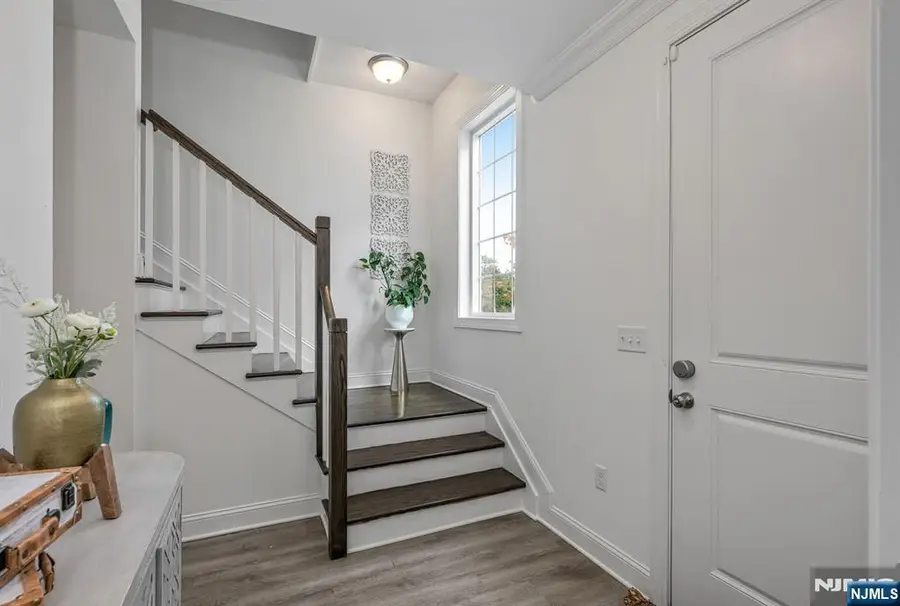 68 Parkside Lane 1204, Teaneck, NJ 07666 - #3