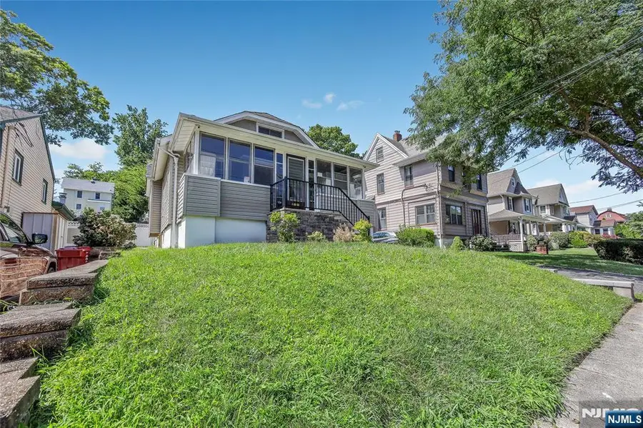 13 Cottage Place, Nutley, NJ 07110 - #2