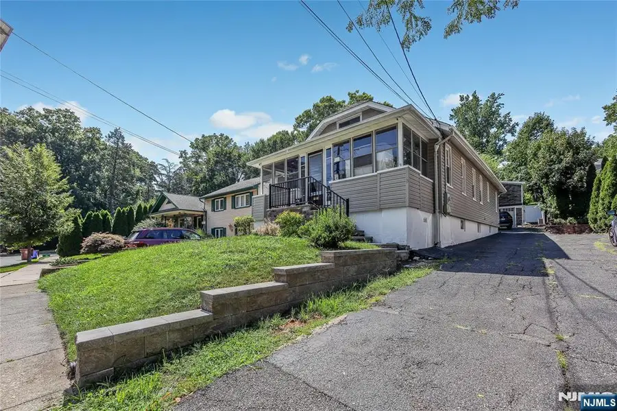13 Cottage Place, Nutley, NJ 07110 - #3