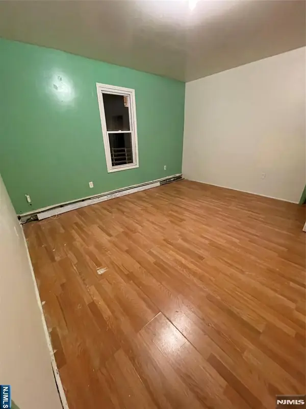 44 E Main, Paterson, NJ 07522