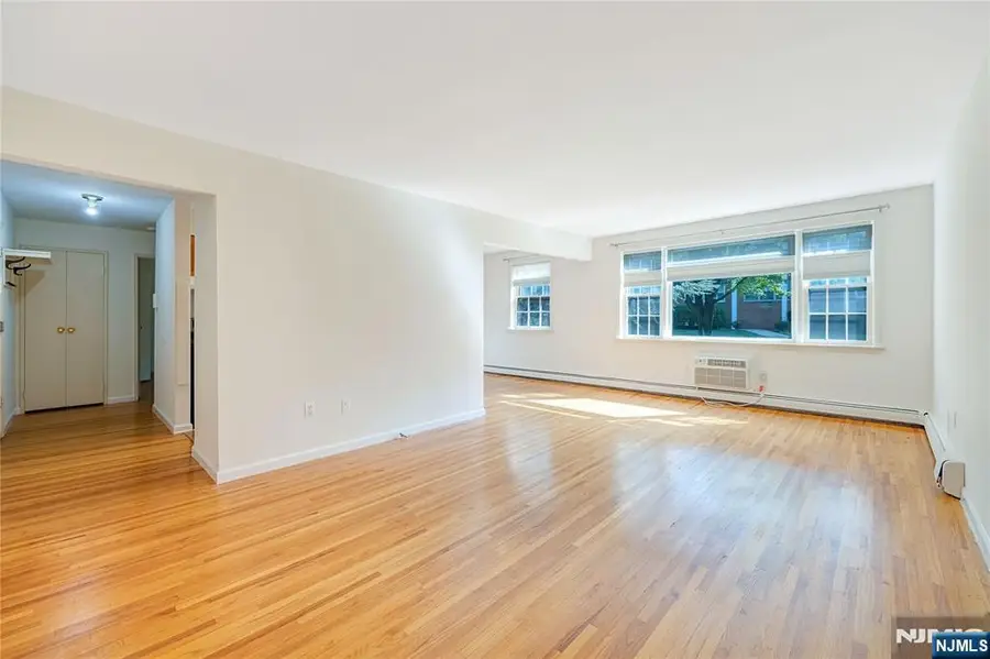 605 Grove Street H1, Clifton, NJ 07013 - #3