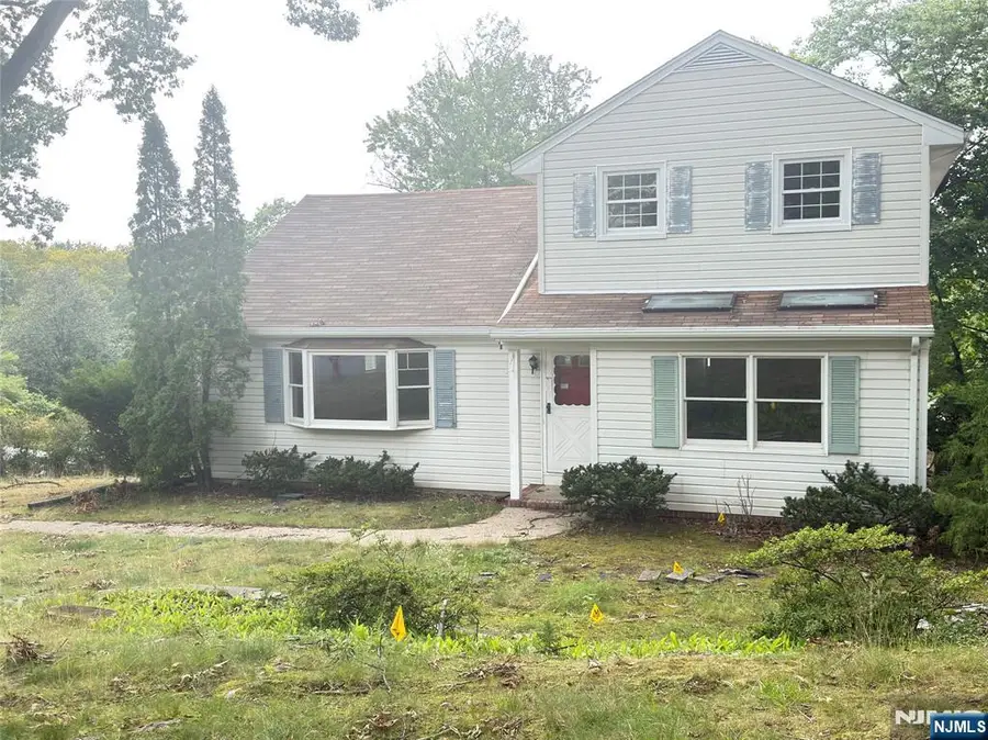 89 Circle Drive, Paramus, NJ 07652 - #2