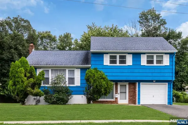 12 Brook Place, West Orange, NJ 07052