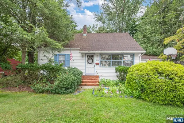 234 E Glen Avenue, Ridgewood, NJ 07450