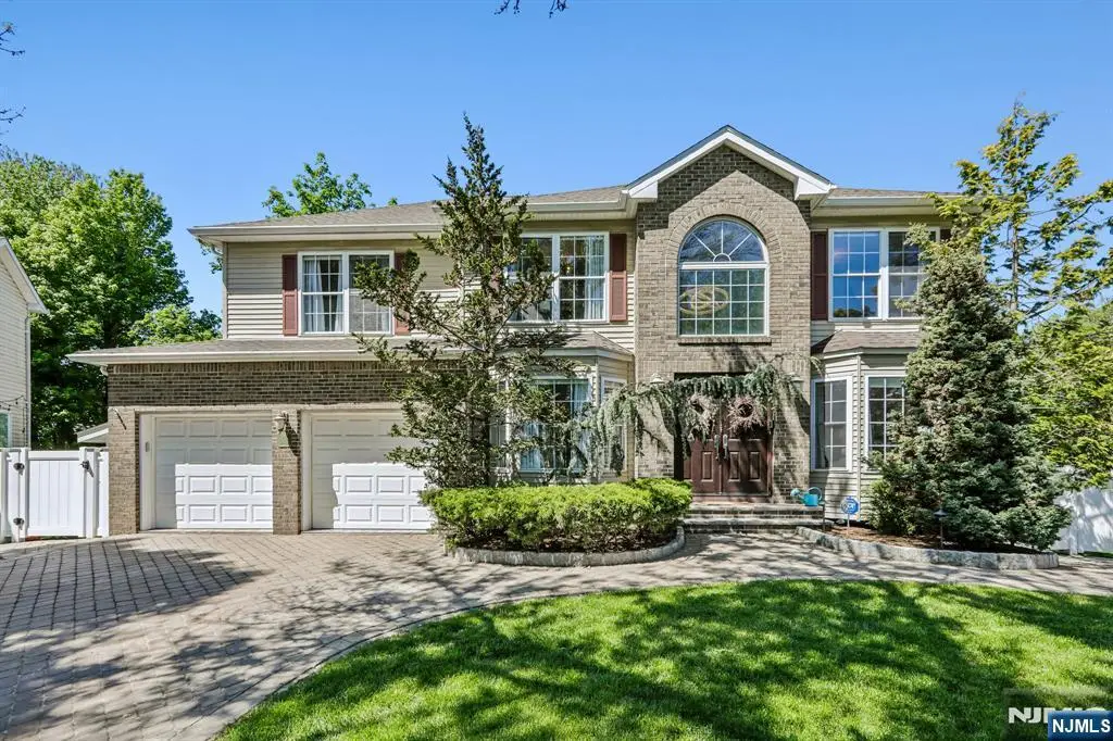 745 Gettysburg Place, Paramus, NJ 07652 - #1