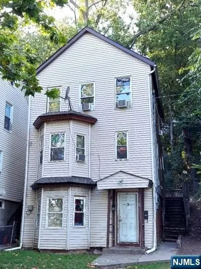 9 Circle Avenue, Paterson, NJ 07522