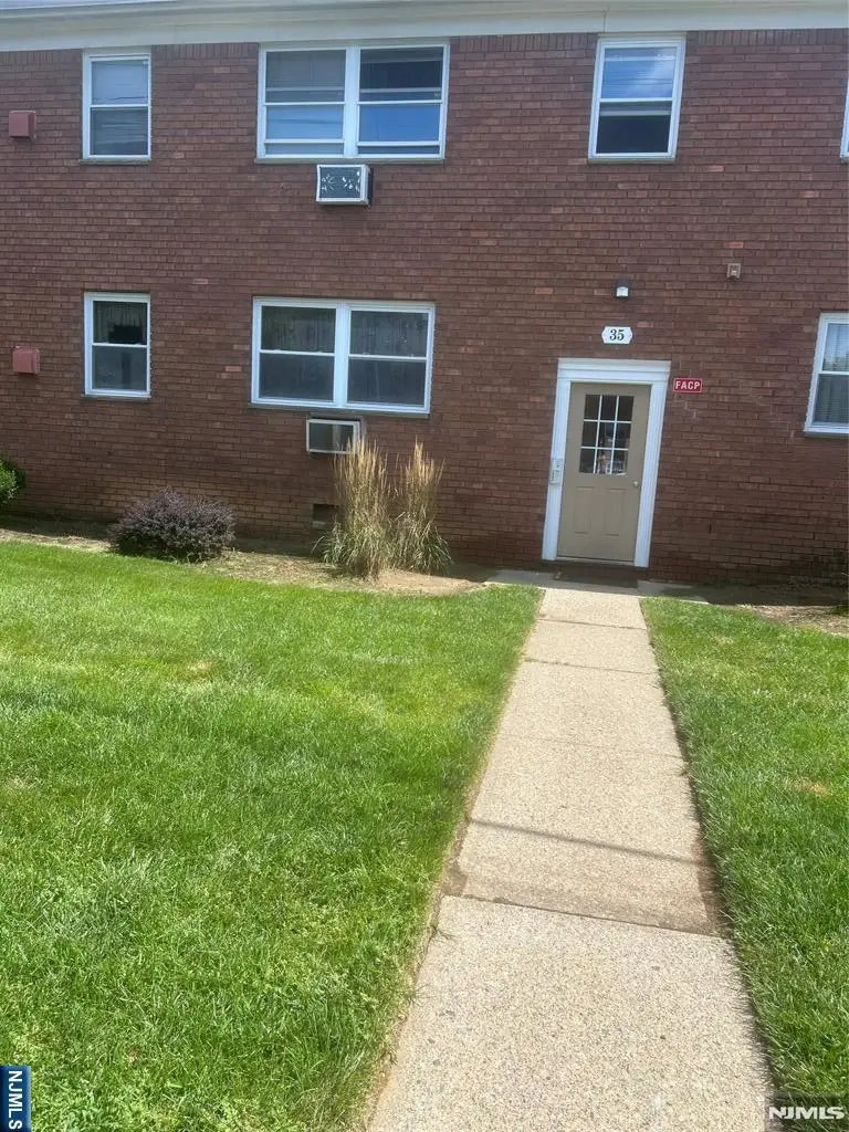 35 Knox Terrace 2C, Wayne, NJ 07470 - #2