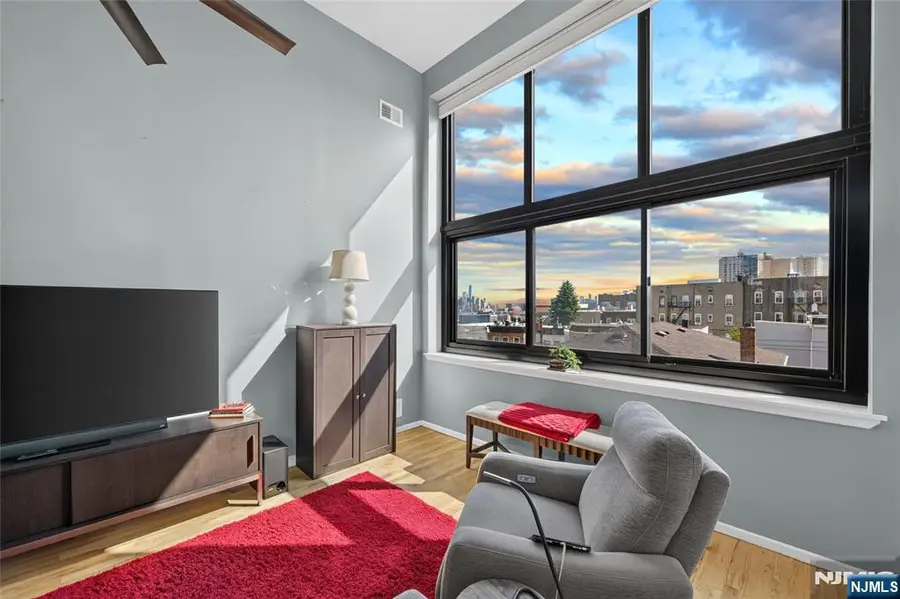 518-536 Gregory Avenue A316, Weehawken, NJ 07086 - #3