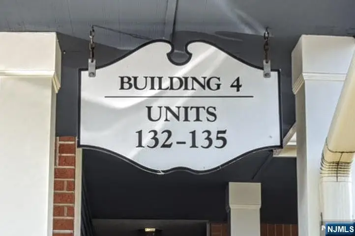 133 Surrey Court, Ramsey, NJ 07446 - #2