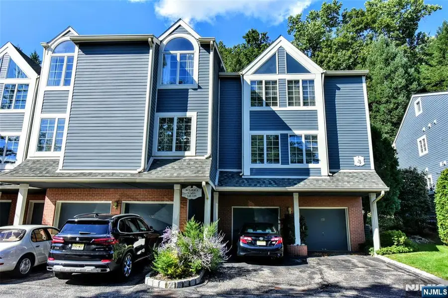 133 Surrey Court, Ramsey, NJ 07446 - #3