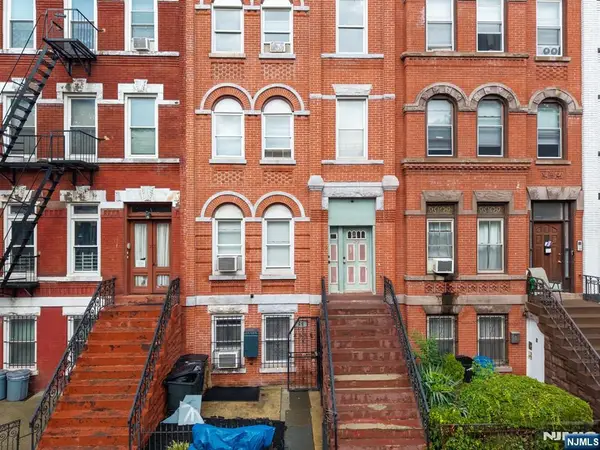 29 Madison Avenue, Jersey City, NJ 07304