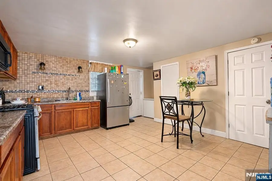 29 Madison Avenue, Jersey City, NJ 07304 - #3