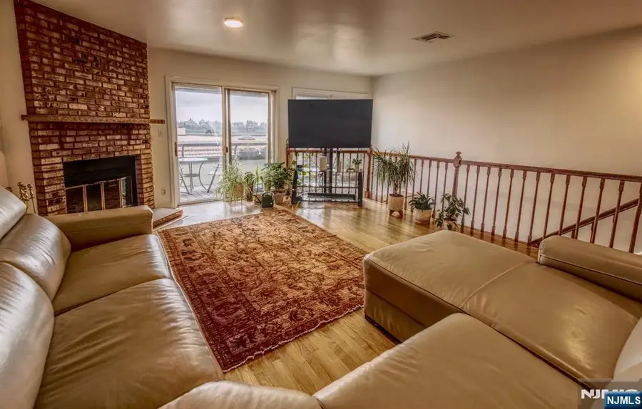 300 Gorge Road 6, Cliffside Park, NJ 07010 - #3