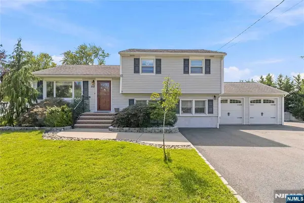 112 Sand Road, Fairfield, NJ 07004