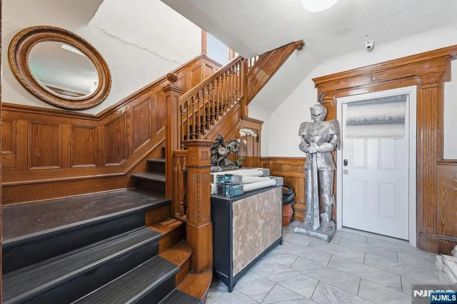 334 1st Avenue, Elizabeth, NJ 07206 - #3