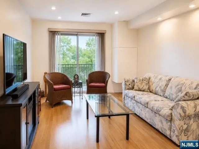 99 Teaneck Road 317, Ridgefield Park, NJ 07660 - #2