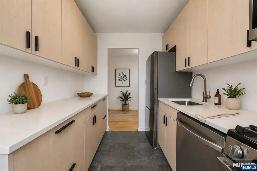 2215 Central 5D, Fort Lee, NJ 07024 - #2