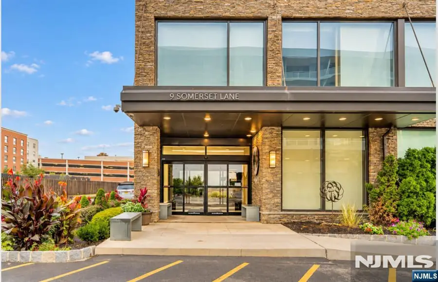 9 Somerset Lane 308, Edgewater, NJ 07020 - #2