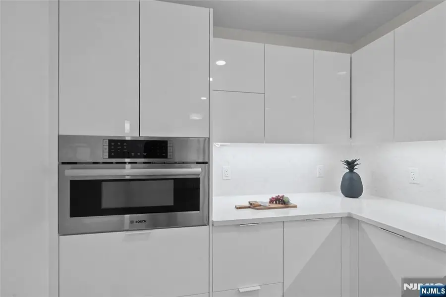 9 Ave At Port Imperial 1119, West New York, NJ 07093 - #3