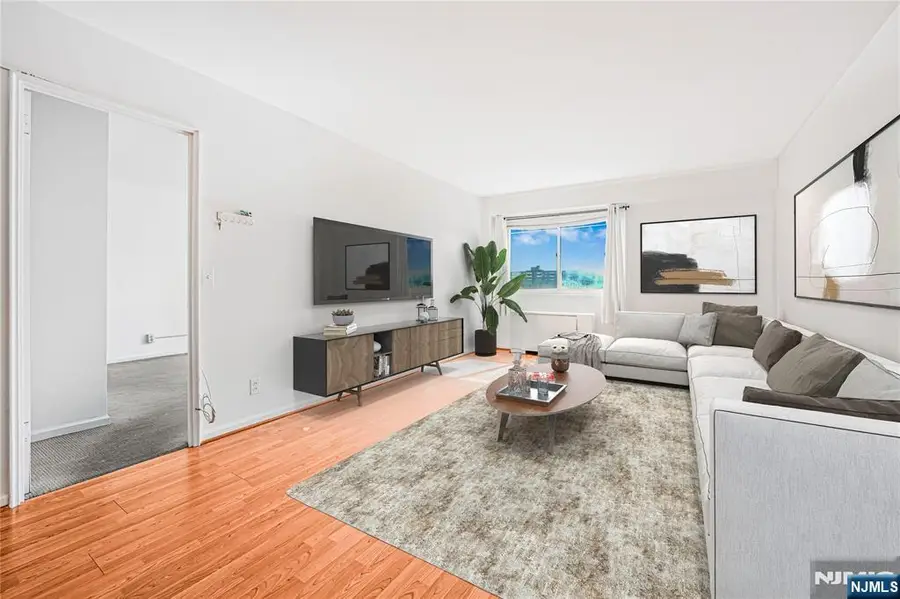 2185 Lemoine 5B, Fort Lee, NJ 07024 - #2