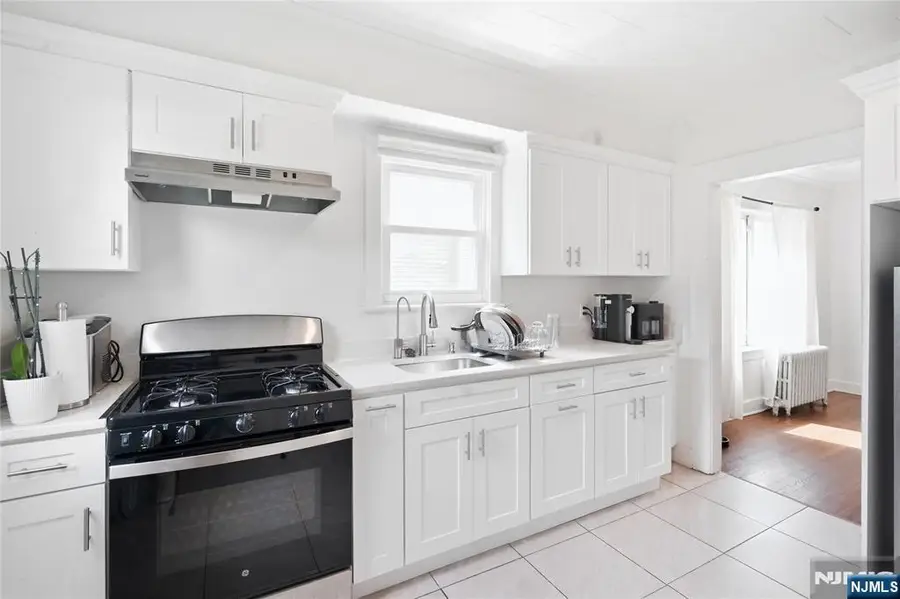 168 Garden Avenue, Belleville, NJ 07109 - #3