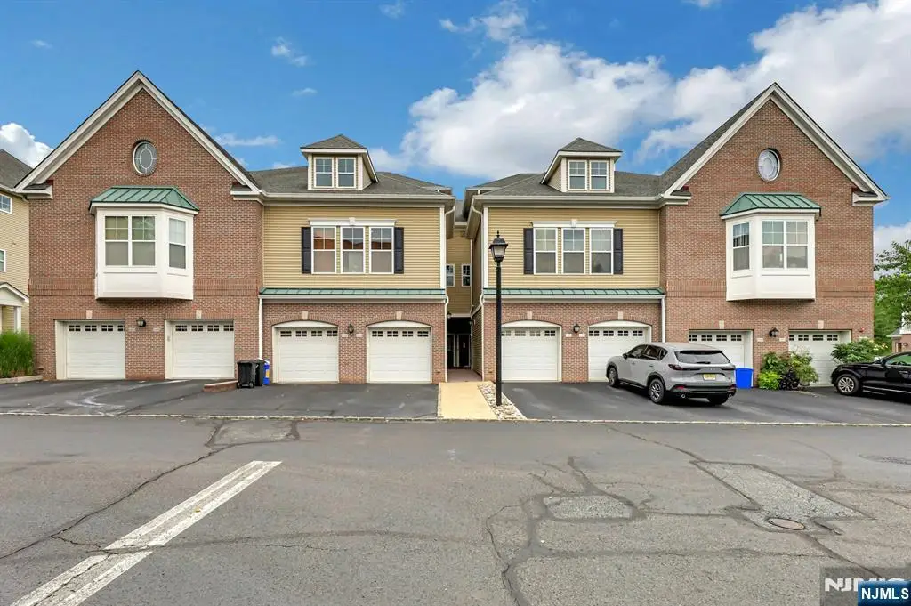 906 River Place, Butler, NJ 07405 - #1