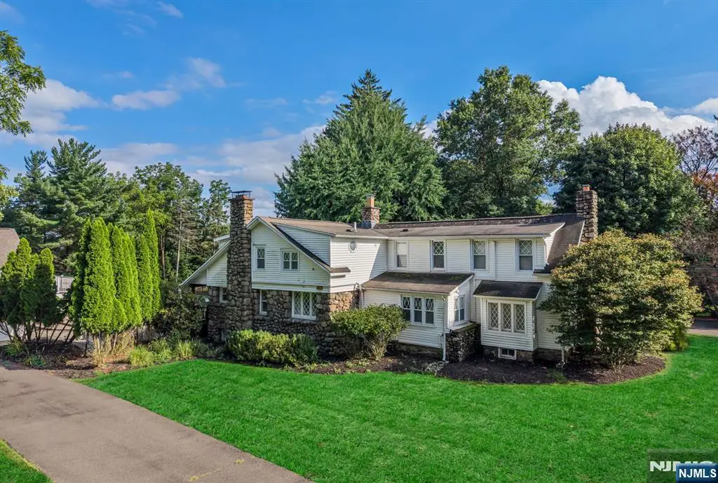 41 E Crescent Avenue, Mahwah, NJ 07430 - #1