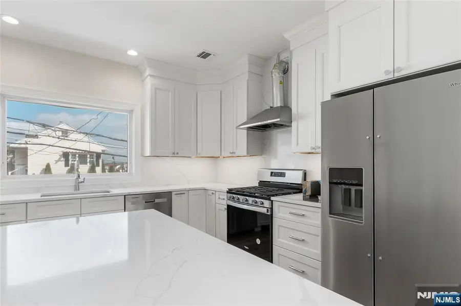 382 5th Avenue, Paterson, NJ 07514 - #3