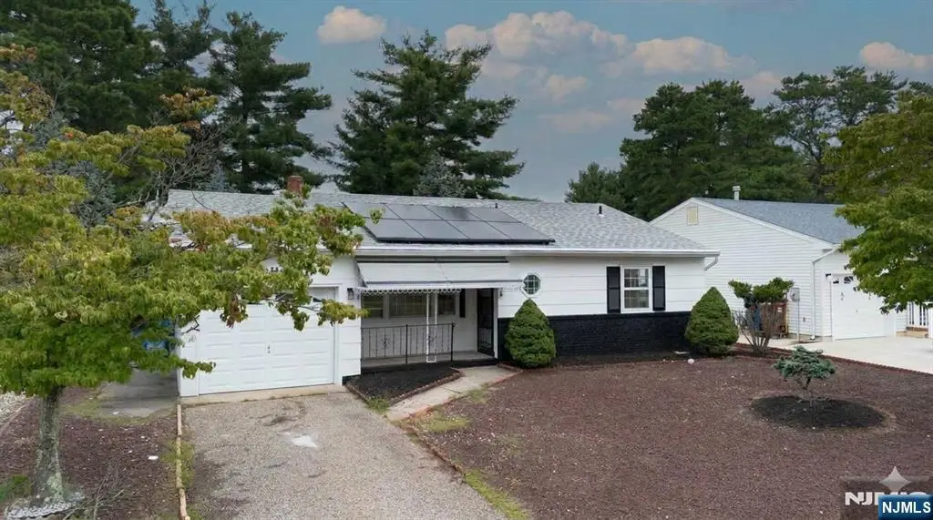 124 Northumberland Drive, Toms River, NJ 08757 - #1