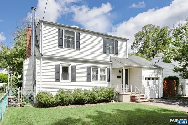 110 Hamilton Avenue, Dumont, NJ 07628