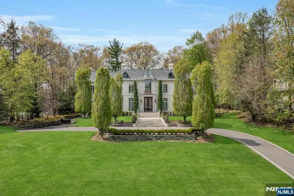 501 Timberline Drive, Franklin Lakes, NJ 07417