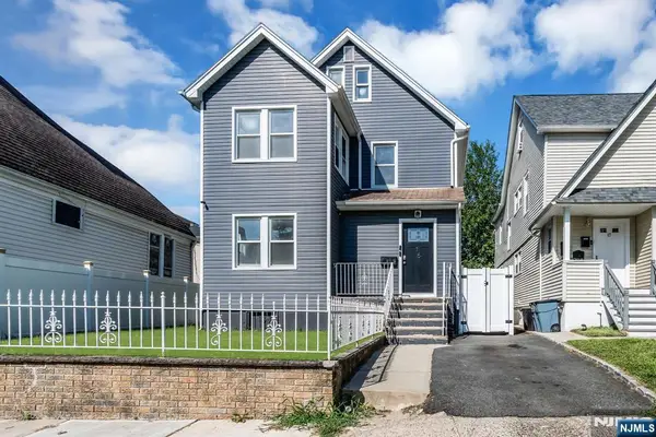 15 Cottage Place, East Orange, NJ 07017