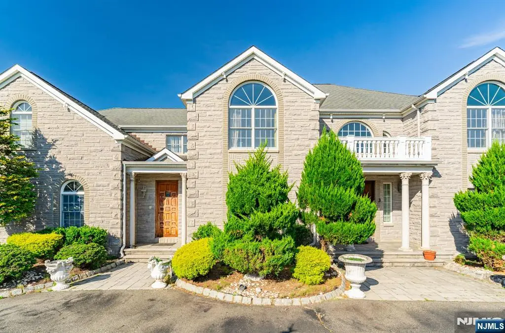 3 Topaz Court, Marlboro, NJ 07746 - #1