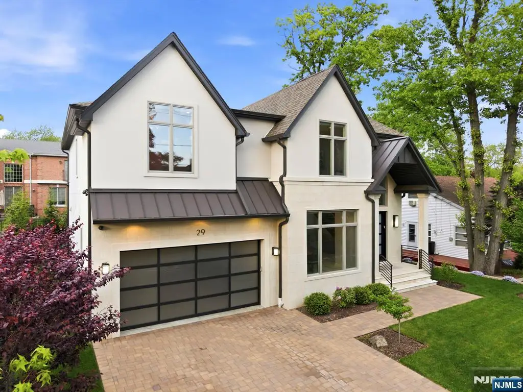 29 Roslyn Avenue, Englewood Cliffs, NJ 07632 - #1