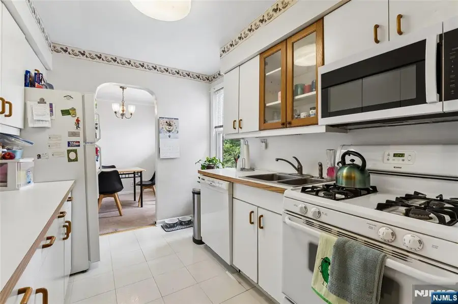 23 Park 88, Verona, NJ 07044 - #3