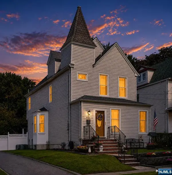 371 2nd Avenue, Lyndhurst, NJ 07071