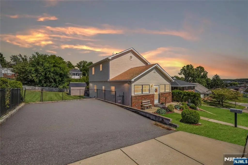 212 Gordon Avenue, Totowa, NJ 07512 - #1