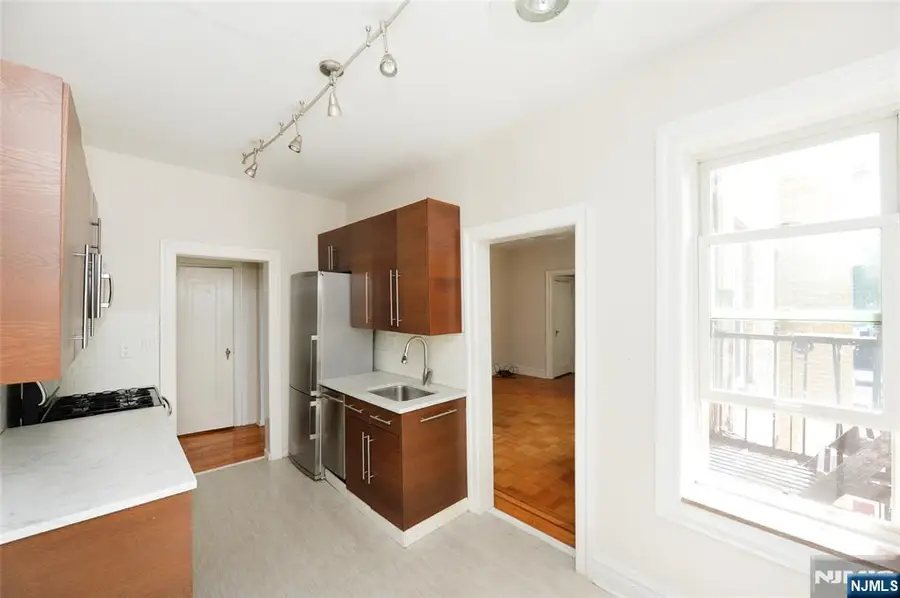 63 Sherman Place D5, Jersey City, NJ 07307 - #3