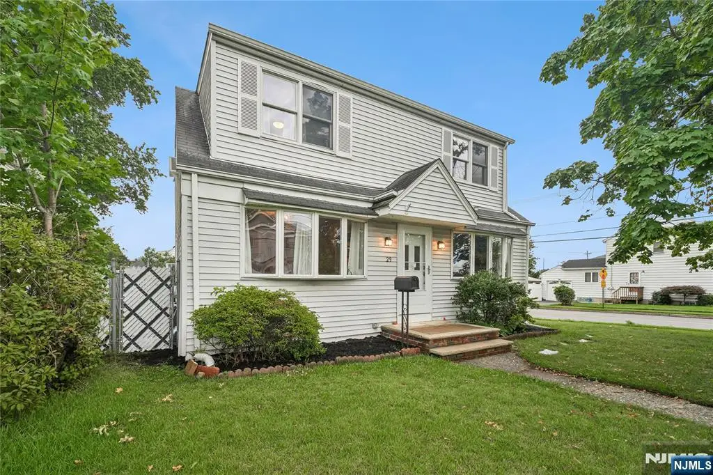 29 Henry Street, Elmwood Park, NJ 07407 - #1