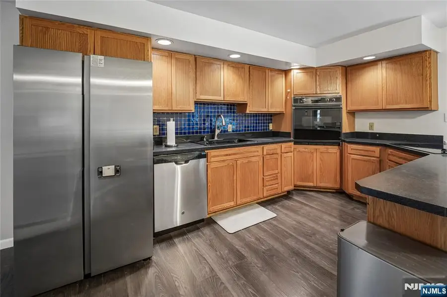 29 Henry Street, Elmwood Park, NJ 07407 - #2