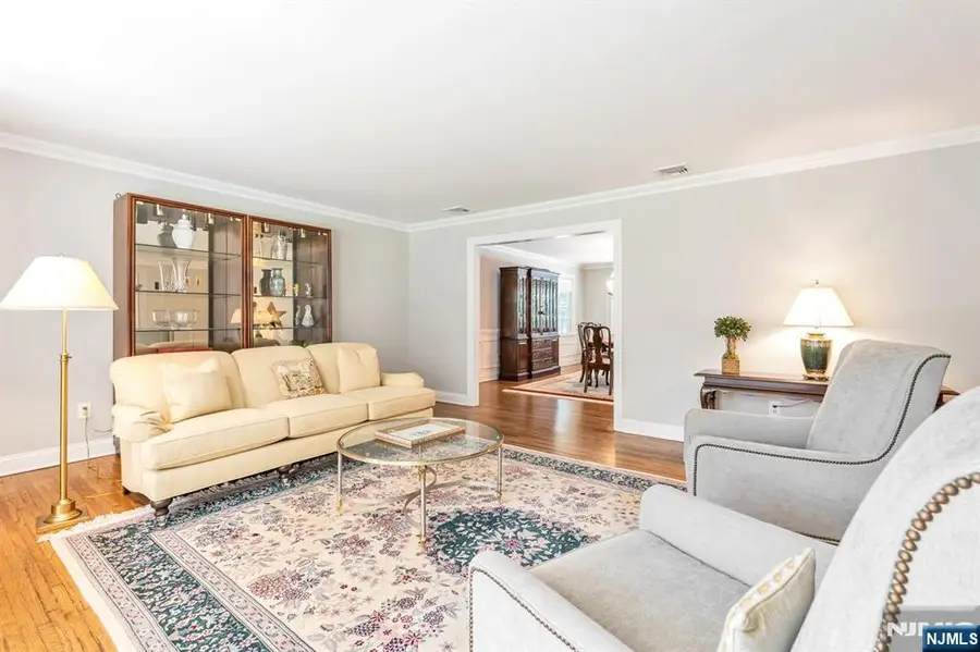 65 W Walnut Street, Mahwah, NJ 07430 - #3