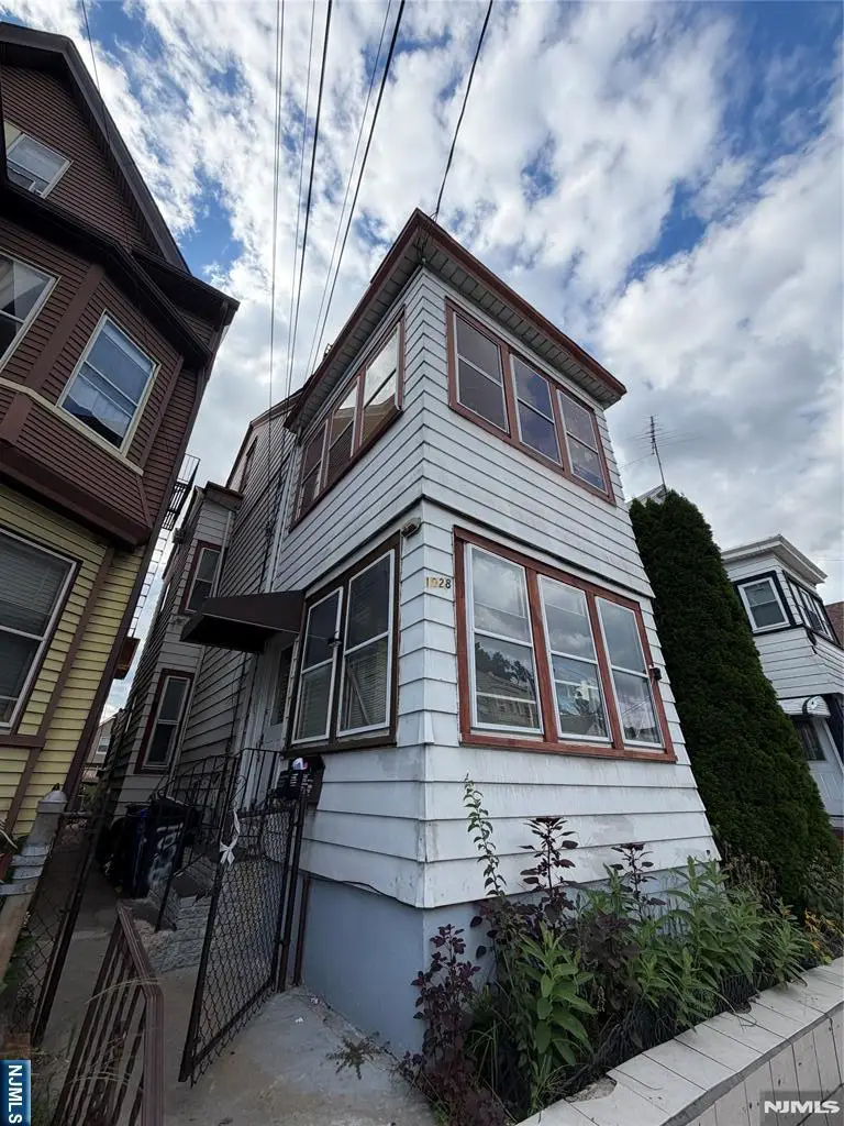 1028 Madison Avenue, Paterson, NJ 07501 - #2